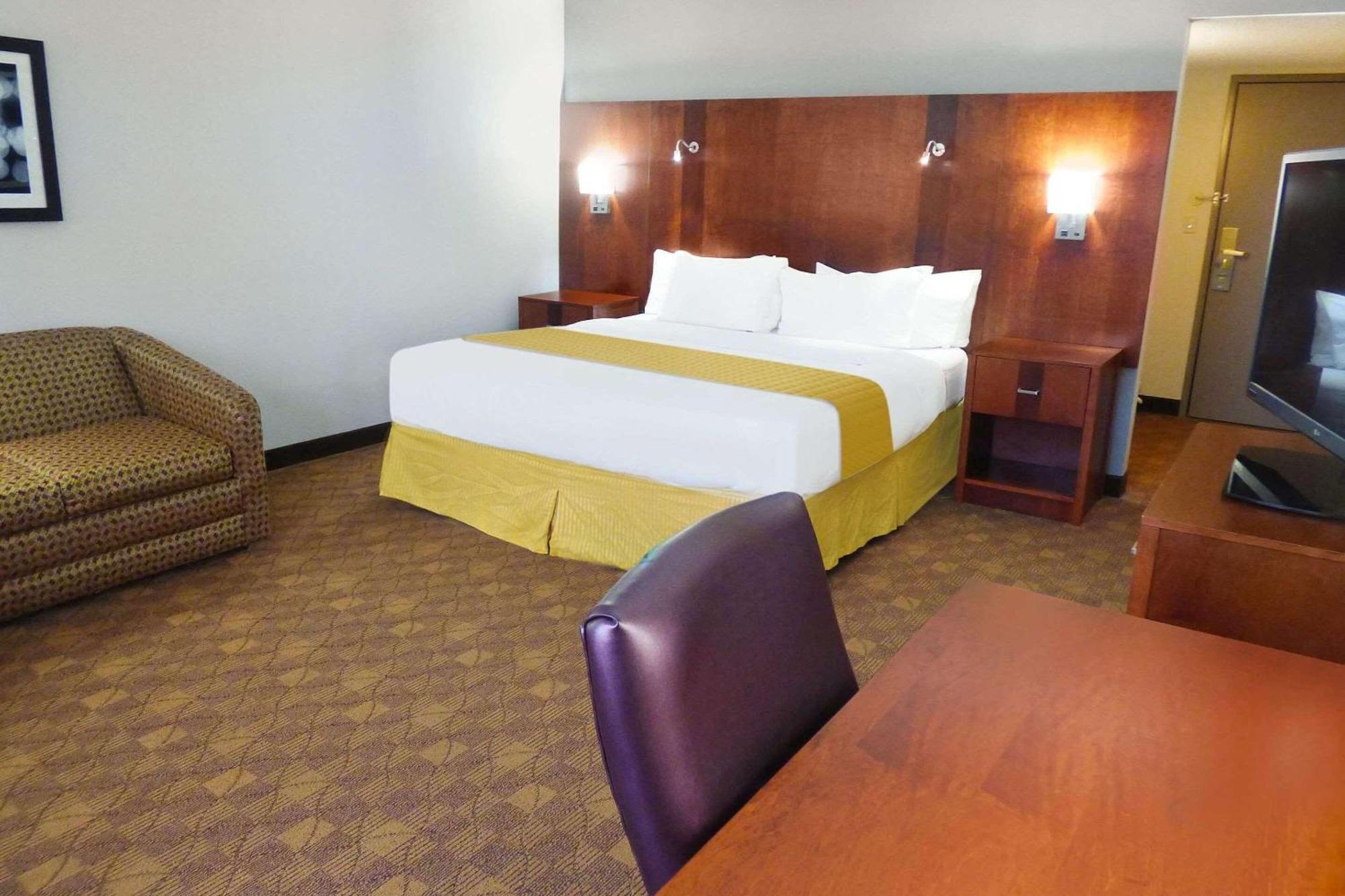 Radisson Akron-Fairlawn Copley Montrose Esterno foto